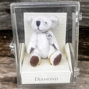 RUSS DIAMOND BIRTHDAY BEAR FOR APRIL IN CASE